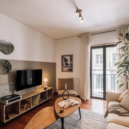 Campania - 2 Bedrooms And Parking In Estrela Appartamento Lisbona