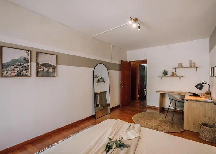 Campania - 2 Bedrooms And Parking In Estrela